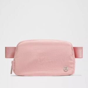 Lululemon Everywhere Belt Bag Light Pink Crossbody Small Water-repellent